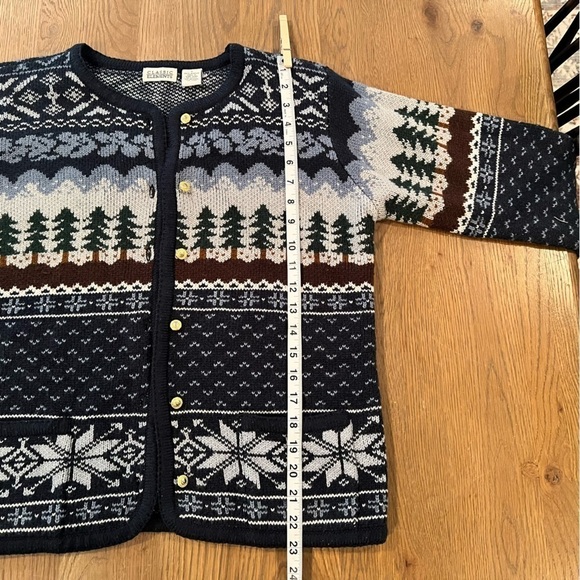 Vintage Nordic Trees Alpine Ski Christmas Cardigan Sweater Small EUC - Picture 11 of 12